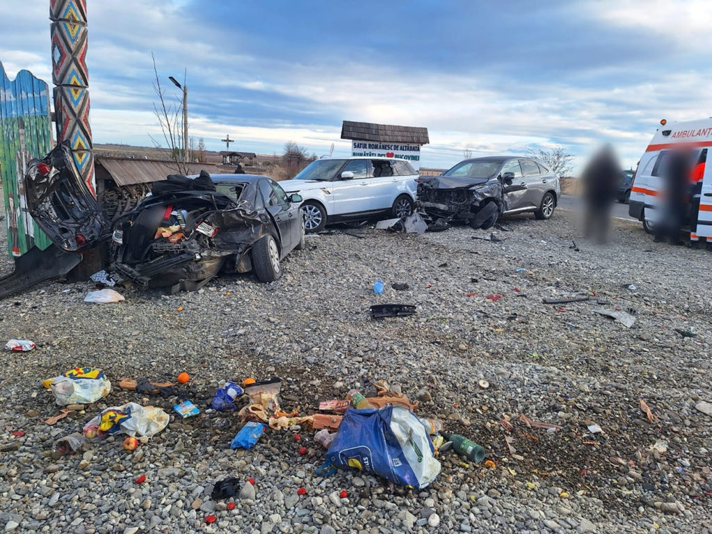 Accident rutier cu patru autoturisme implicate în localitatea Cornu Luncii