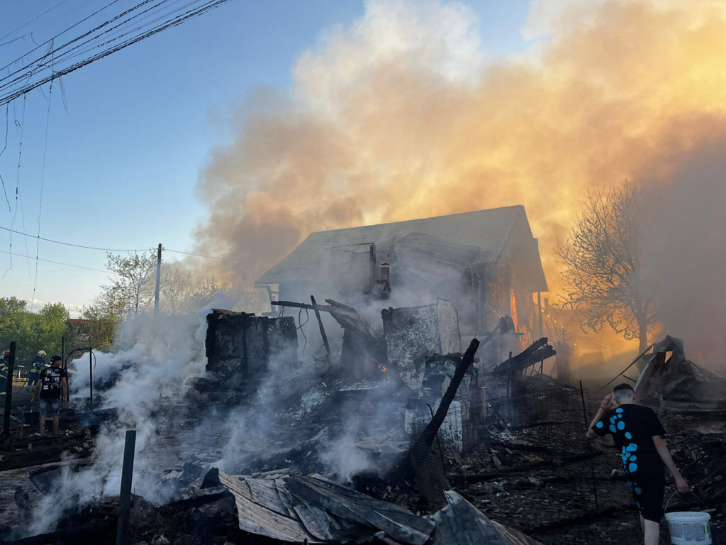 Incendiu în localitatea Valea Moldovei