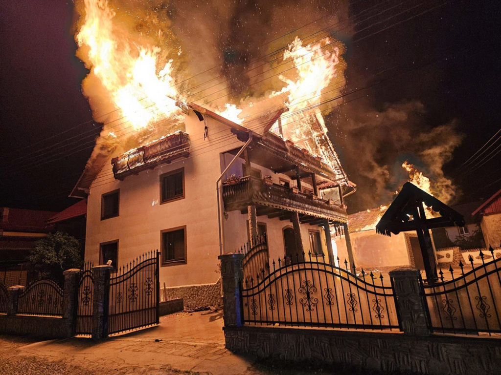 Incendiu în orașul Frasin