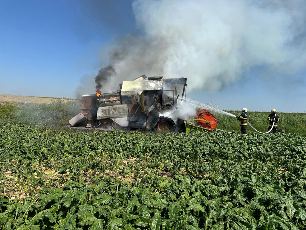 Incendiu la un utilaj agricol în localitatea Bălcăuți