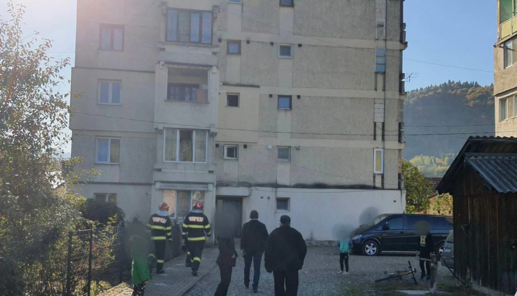 Explozie în interiorul unui apartament dintr-un bloc de locuințe din satul Molid