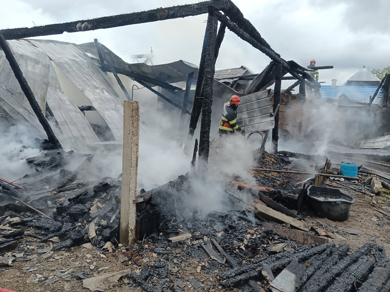 Incendiu la o gospodărie din localitatea Costișa