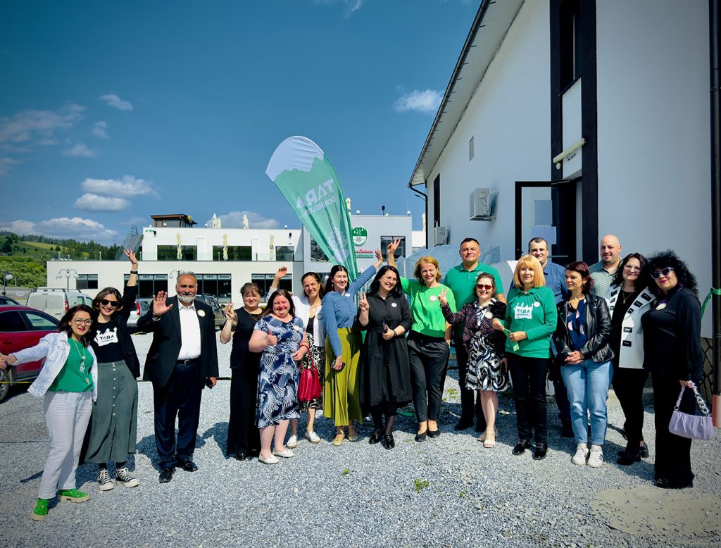 Asociația de Ecoturism Țara Dornelor a inaugurat la Dorna Candrenilor primul centru de educație și dezvoltare durabilă prin ecoturism din regiune