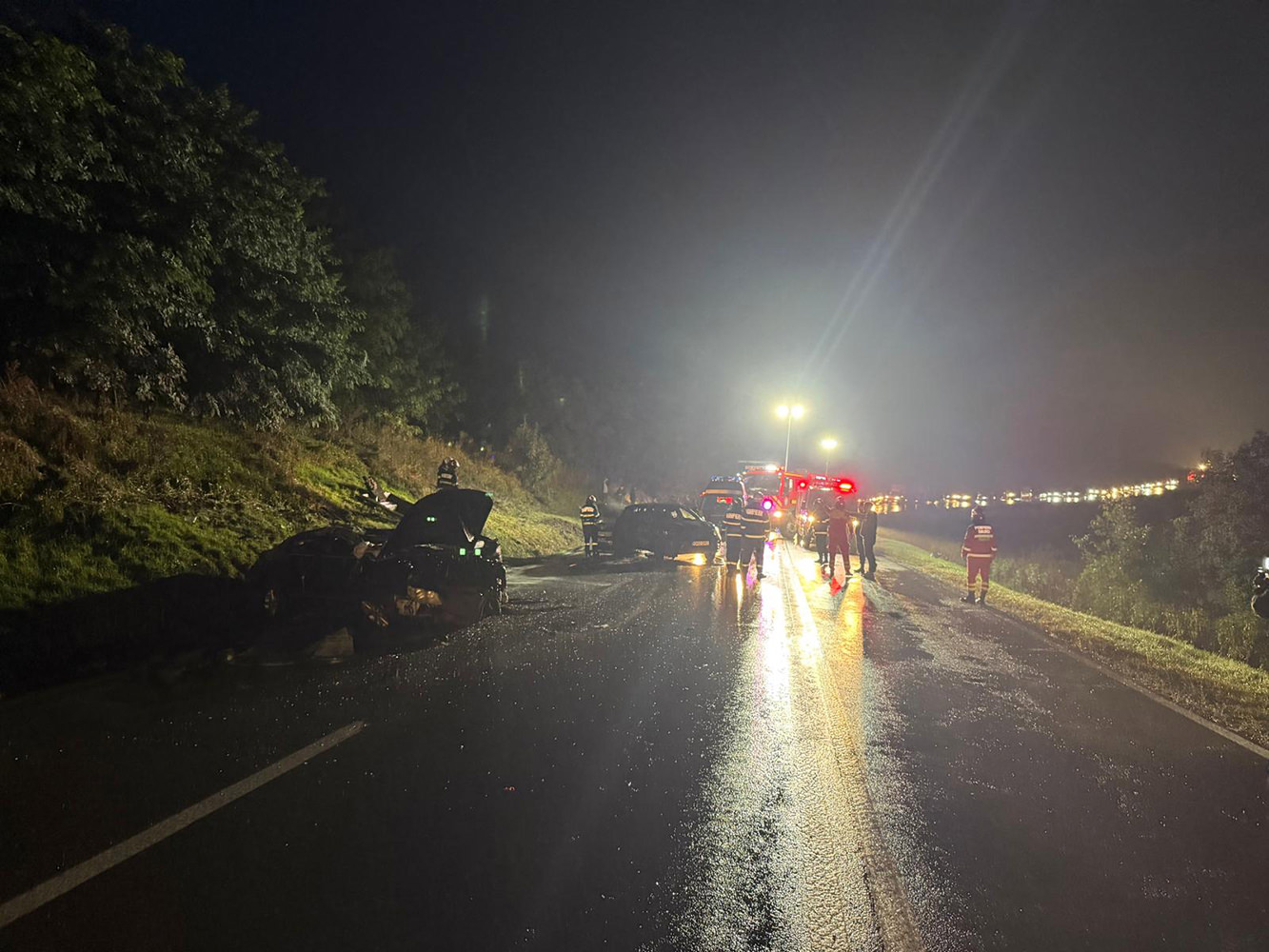 Șase persoane implicate într-un accident cu patru mașini la Cumpărătura