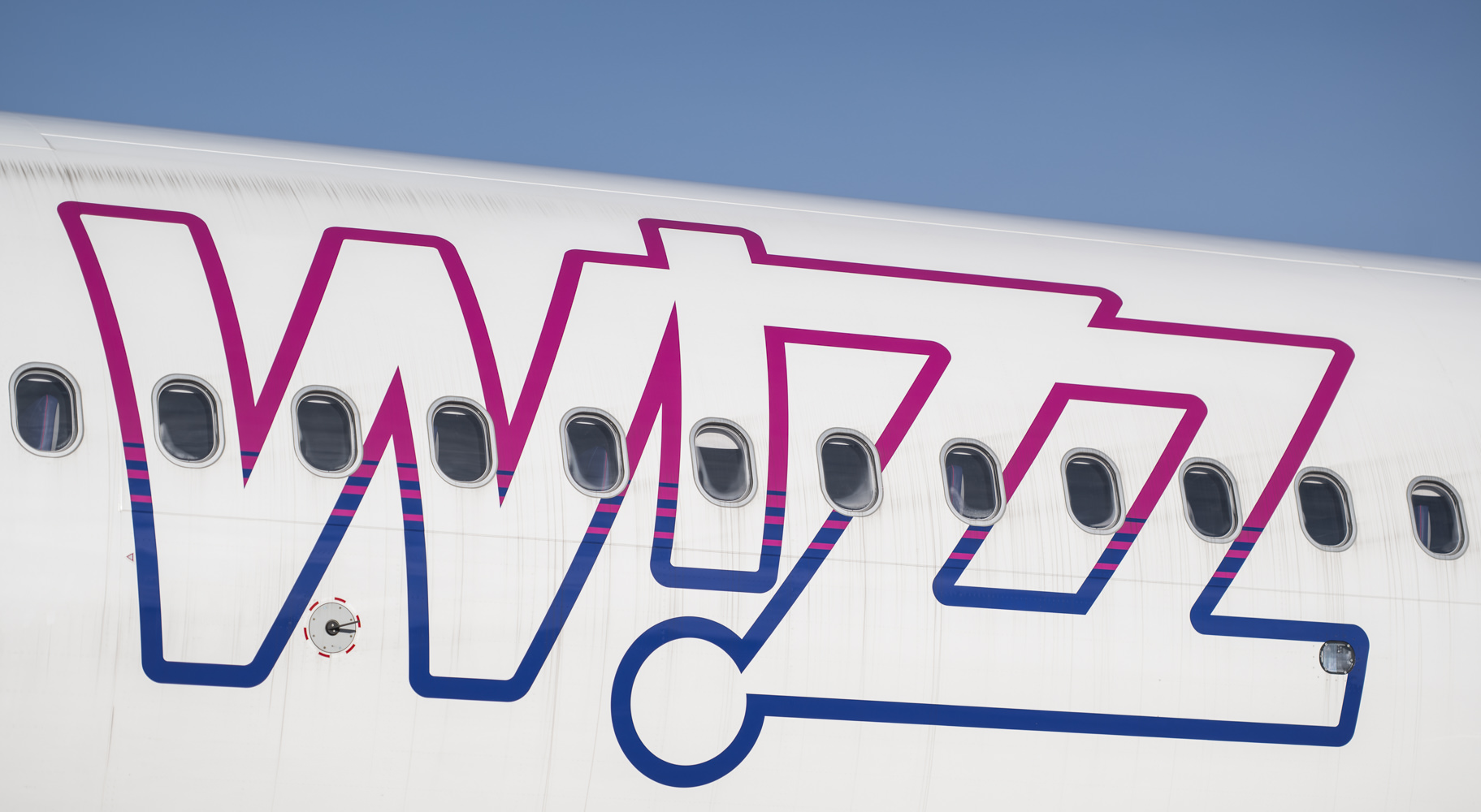 Wizz Air a redeschis oficial baza de la Suceava cu două aeronave noi și șapte rute internaționale