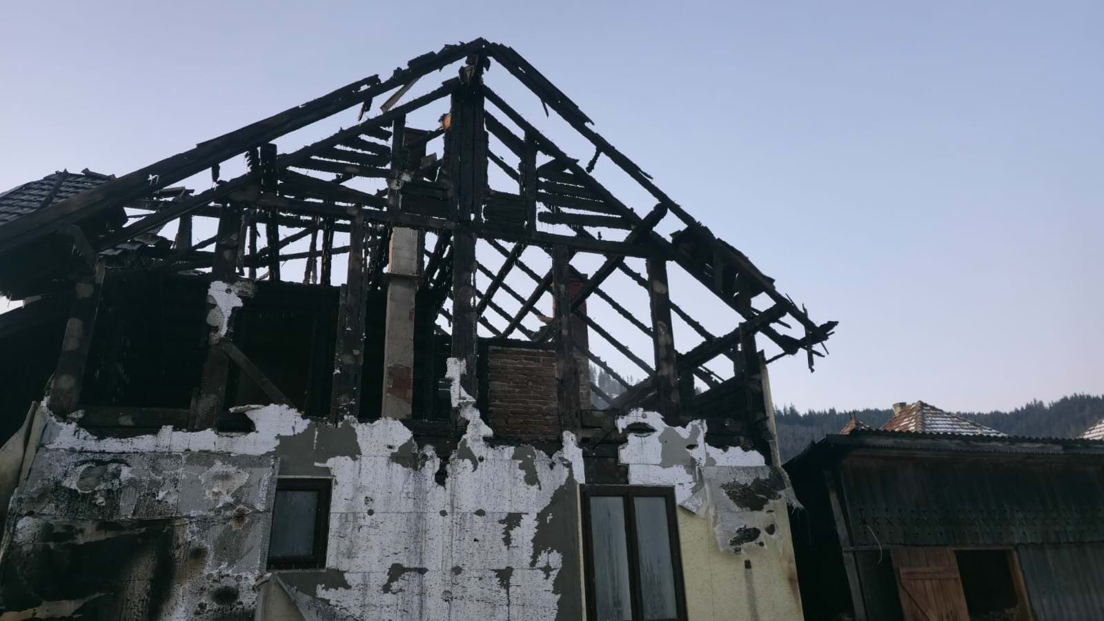 Șapte incendii în doar 24 de ore în județul Suceava