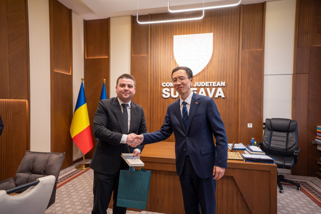 Dialog strategic la Suceava între administrația județeană și Ambasadorul Republicii Populare Chineze