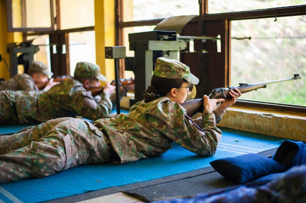 Colegiul Național Militar Ștefan cel Mare din Câmpulung Moldovenesc câștigă proba de tir pentru al cincilea an consecutiv, cu noi recorduri.