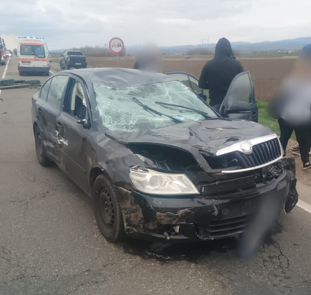Un bărbat a ajuns la spital în urma unui accident rutier produs pe E 85, în zona Fântâna Mare