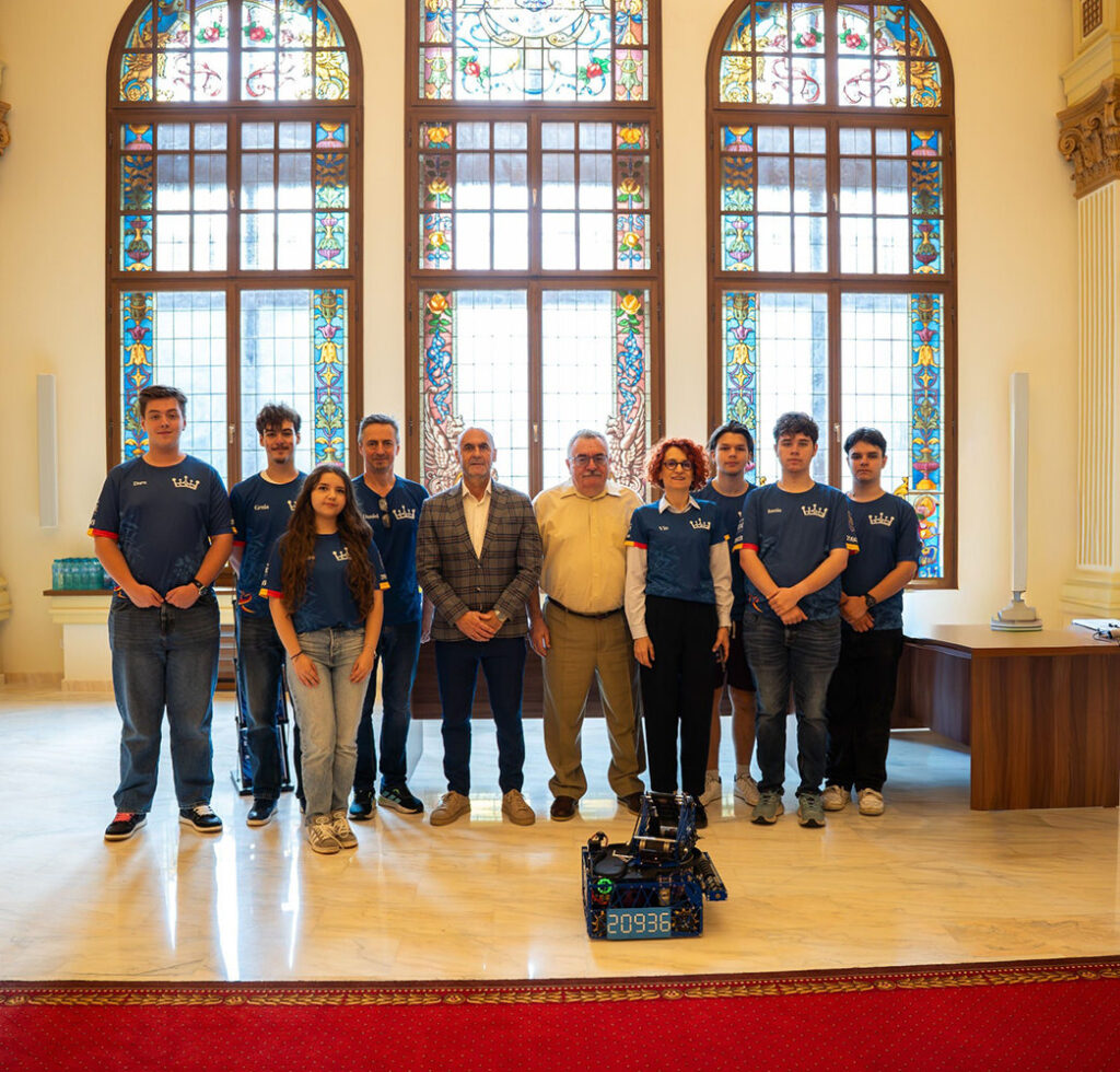 Consiliul Județean Suceava finanțează în premieră echipa de robotică Royal Engineers