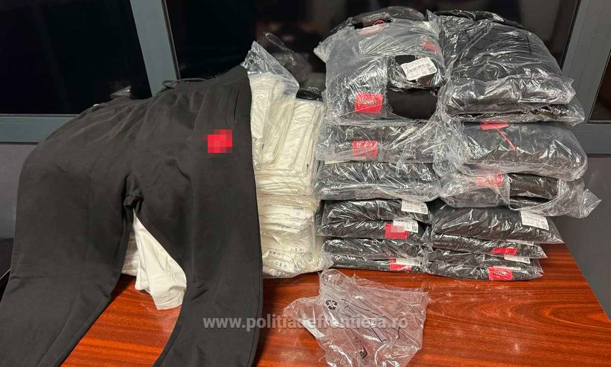 Parfumuri și articole vestimentare suspecte de contrafacere, confiscate în PTF Siret