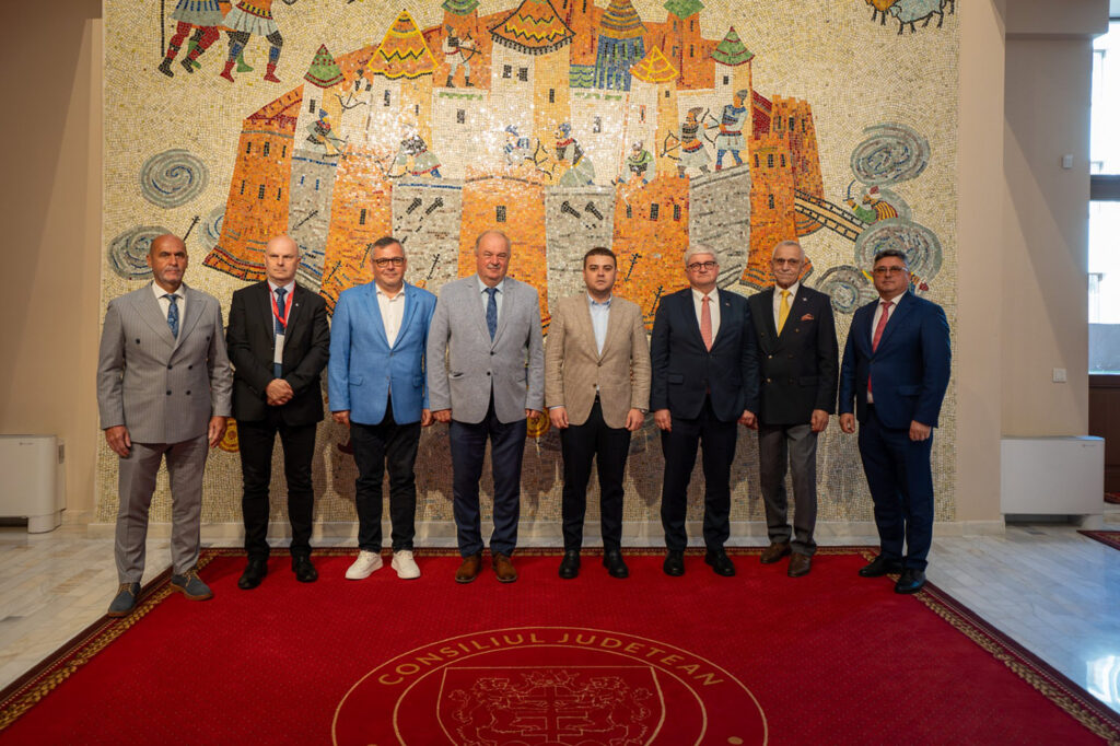 Ambasadorul Poloniei în România și reprezentanți ai unor regiuni poloneze, în vizită la Suceava